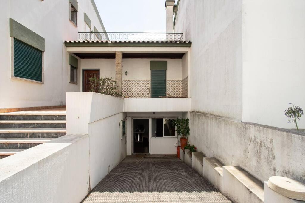 Vinaika Loft Apartment Oeiras Exterior photo